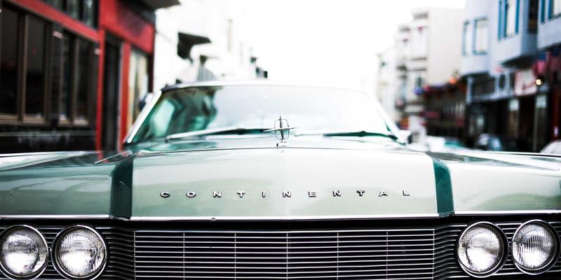 告别嘈杂：开放式办公室隔音解决方案与必备办公设备采购指南