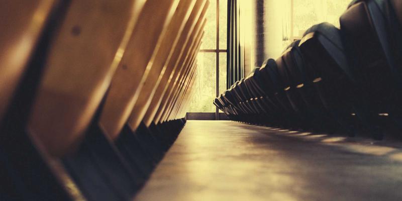 智能办公空间新革命：物联网设备如何与办公伙伴文具深度融合，重塑管理效率